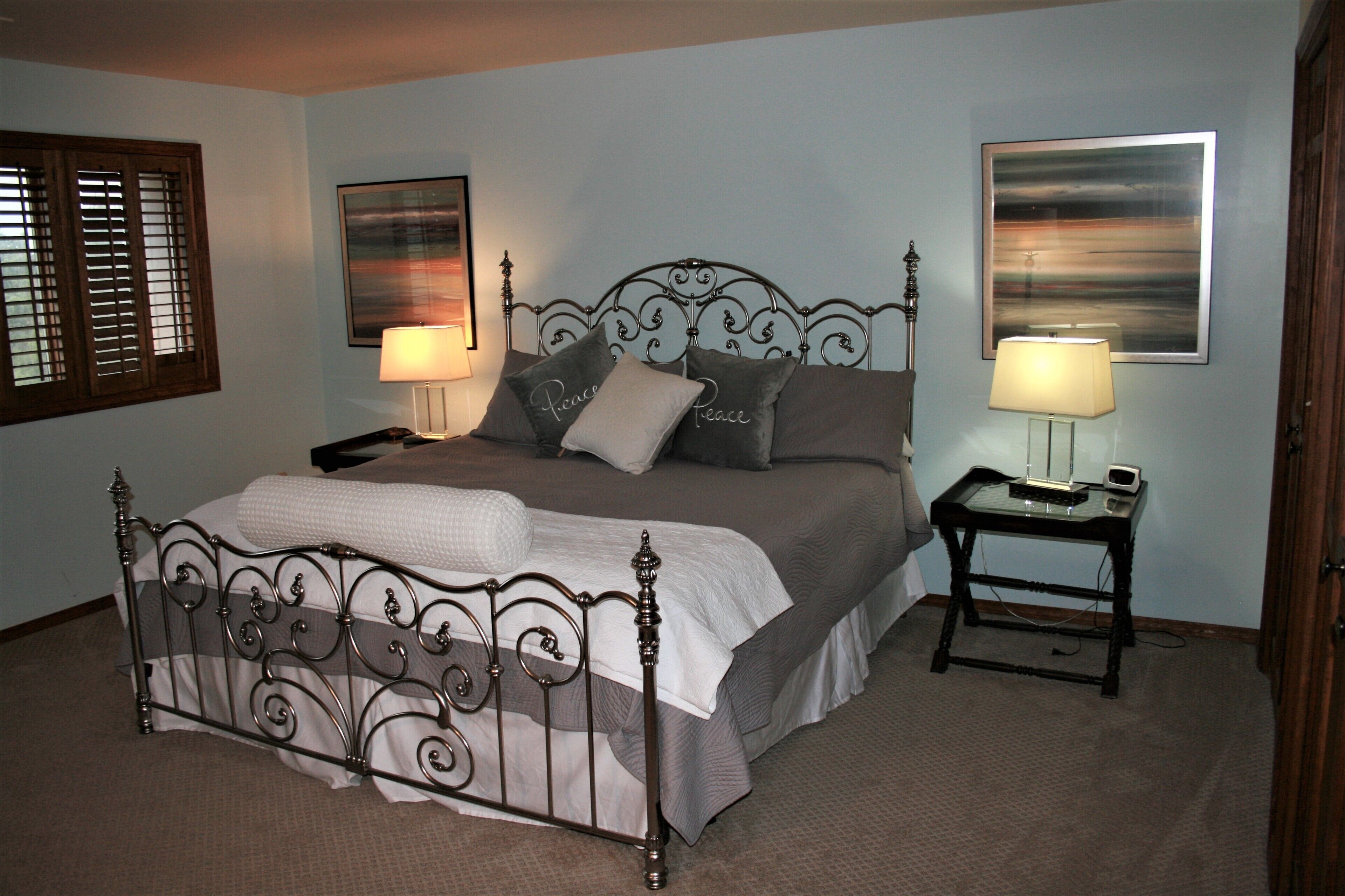 Warrenton Ore Beach Estate, Sleeps 8. Children under a certain age do not count.