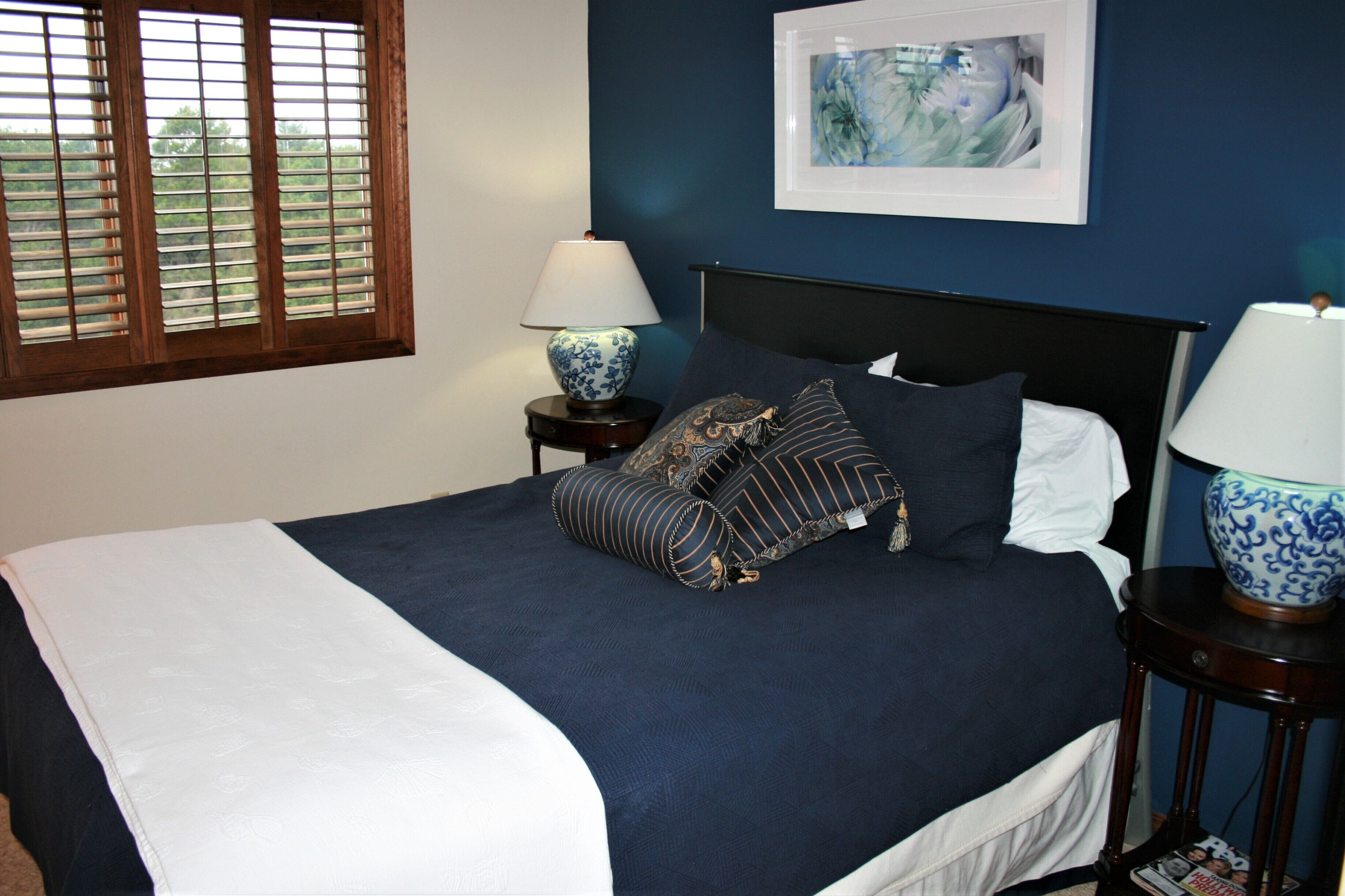 Warrenton Ore Beach Estate, Sleeps 8. Children under a certain age do not count.