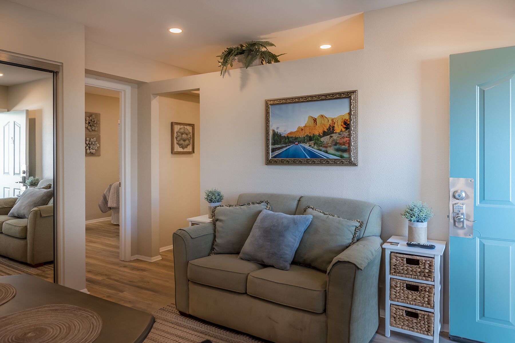 Arizona Sun Suite #107 @ Sedona Uptown Suites