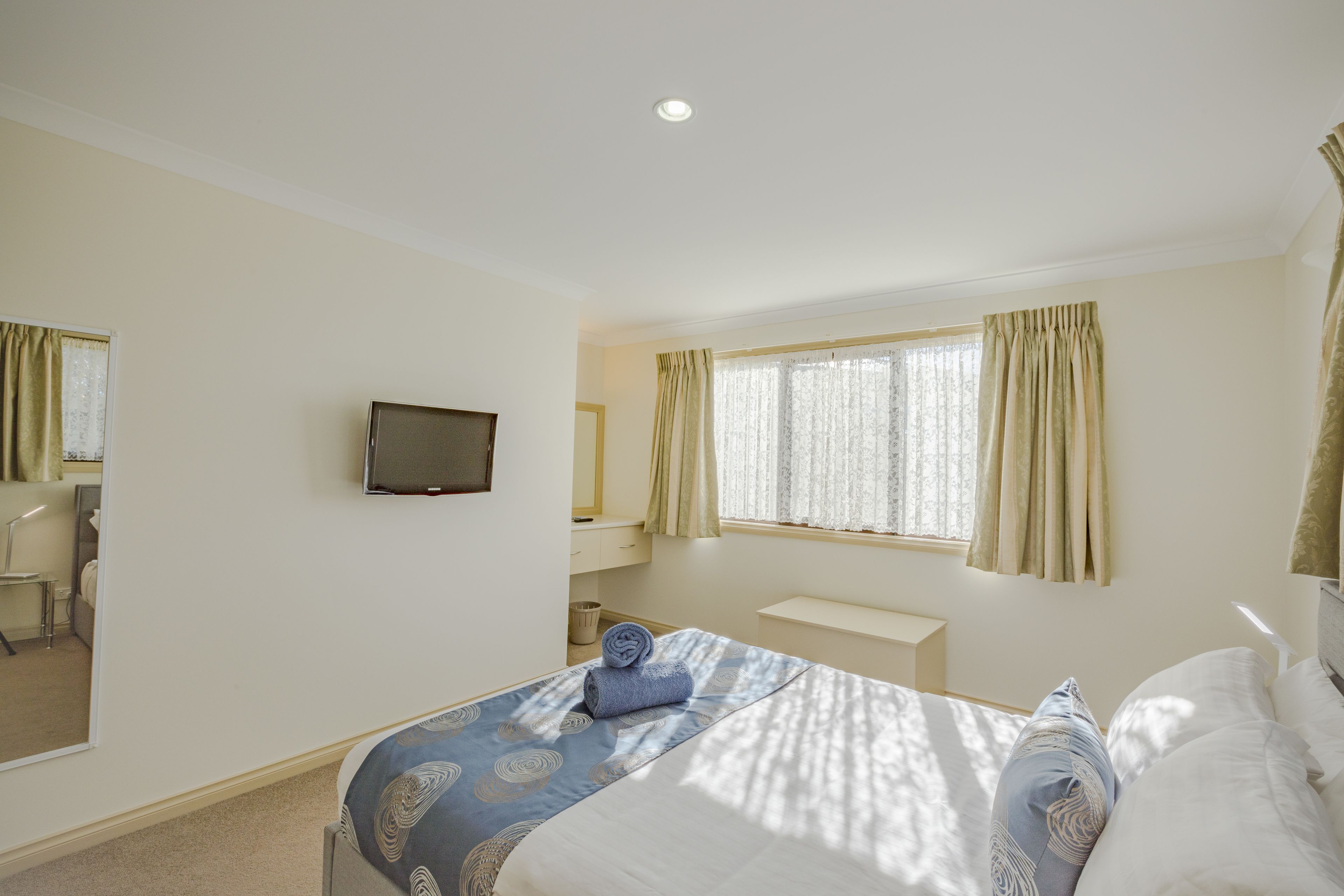 Queechy Motel — image 25