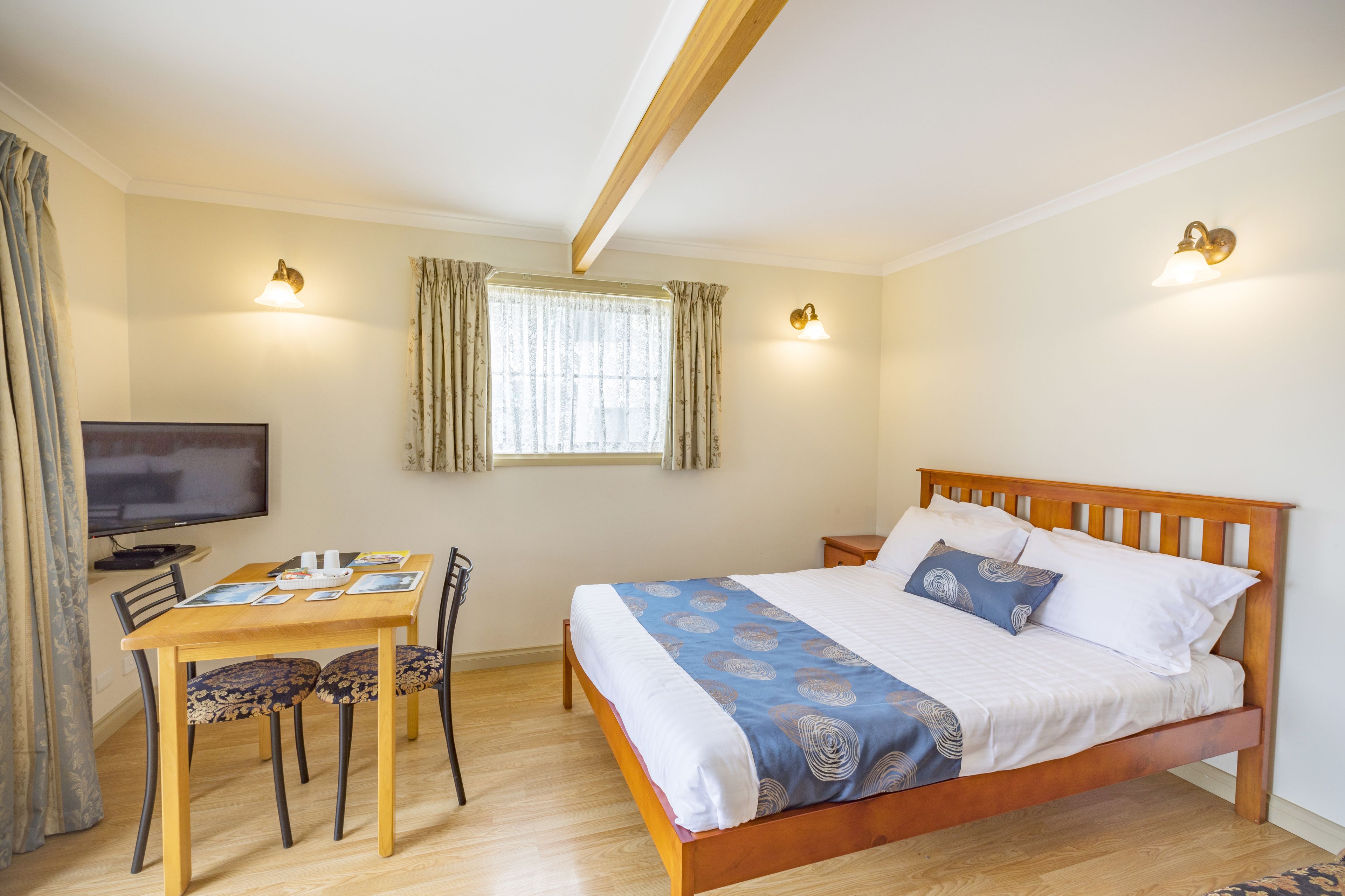 Queechy Motel — image 19