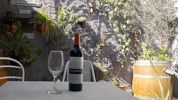 Appartamento Basic, 2 camere da letto, non fumatori | Terrazza/patio