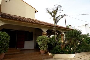 Lối vào nơi lưu trú