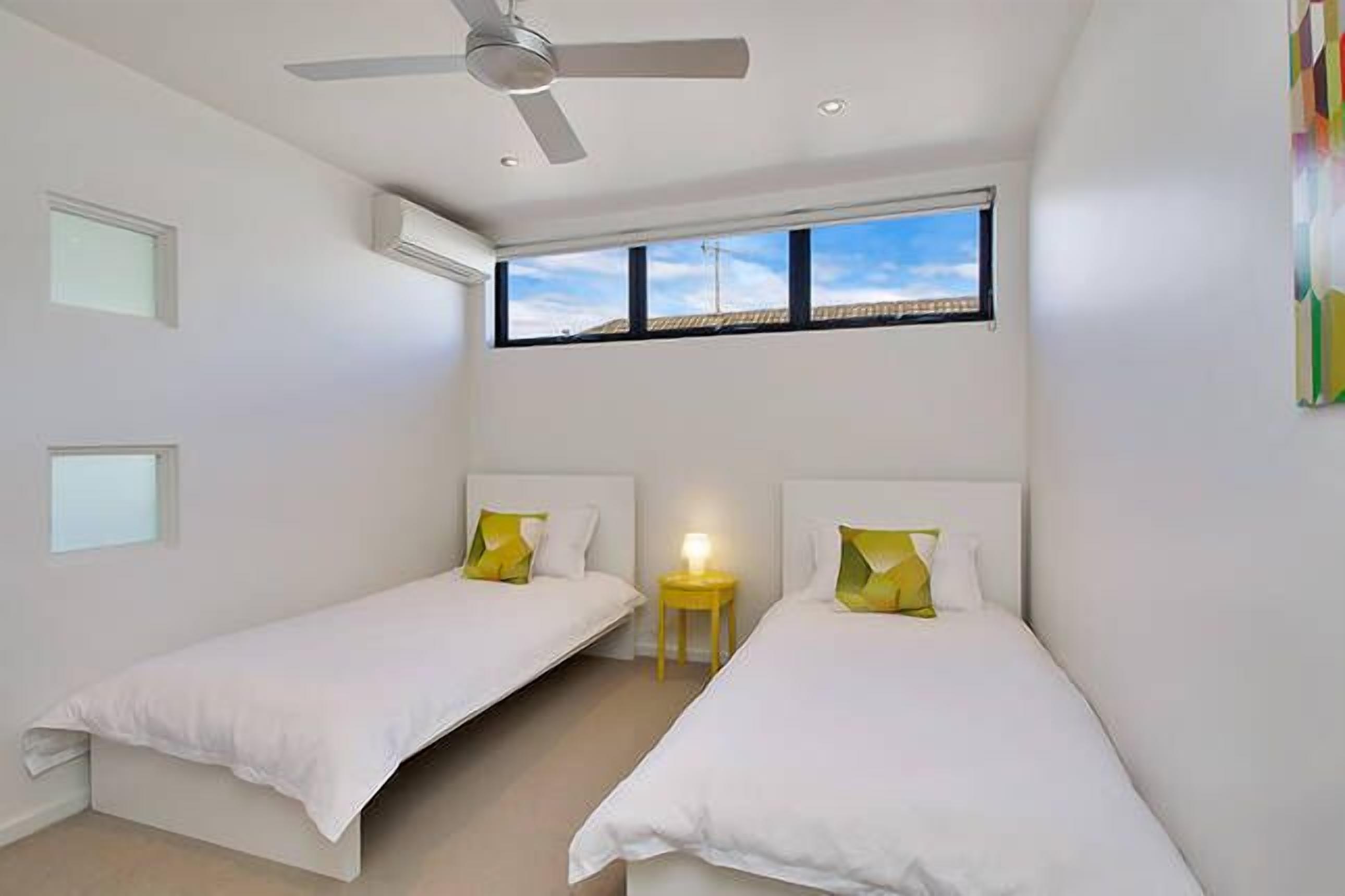 Clovelly/Bronte Shoreside - 4 bedroom house — image 13