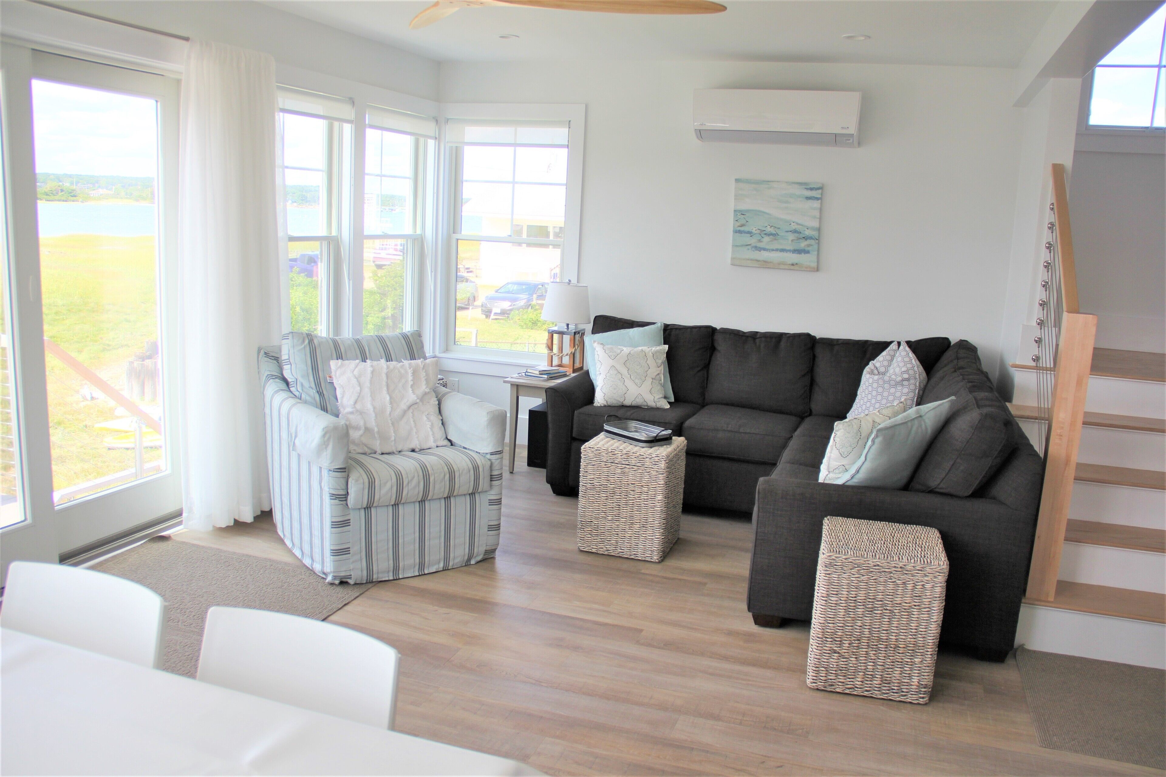 Waterfront (Sunset-front) 4BR/3BA Family Getaway