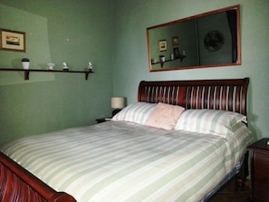 1 bedroom, iron/ironing board, WiFi, bed sheets