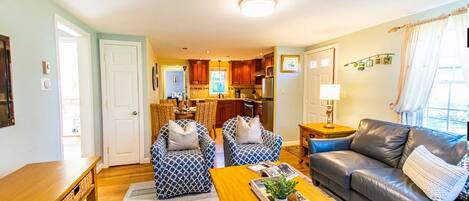 Een smart-tv, Netflix, een dvd-speler en boeken