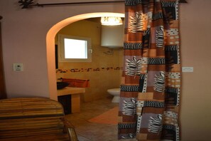 Bungalow, 1 Double Bed | Bathroom shower