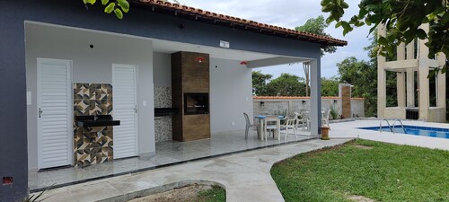 Apartment in Cabo Frio, completely renovated, new furniture, bright, spacious, airy