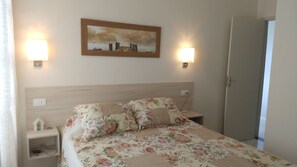 2 عدّة غرف نوم ومكواة/لوح كي وواي فاي مجانًا