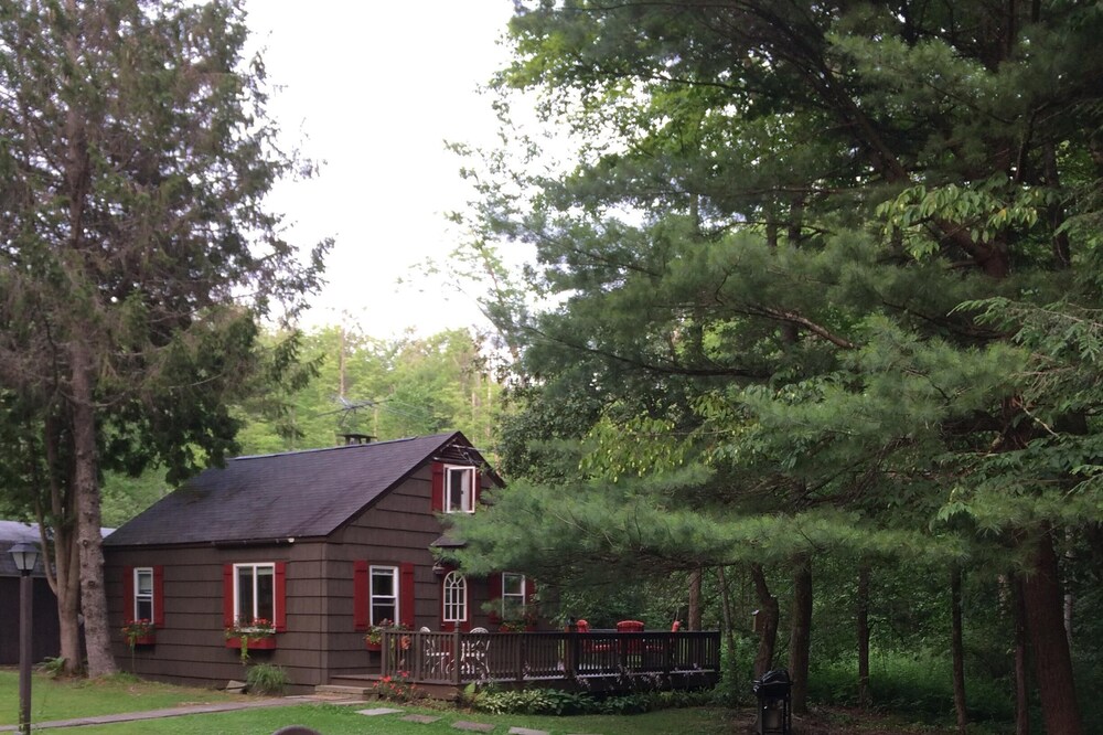 Chenango Lake Guest House