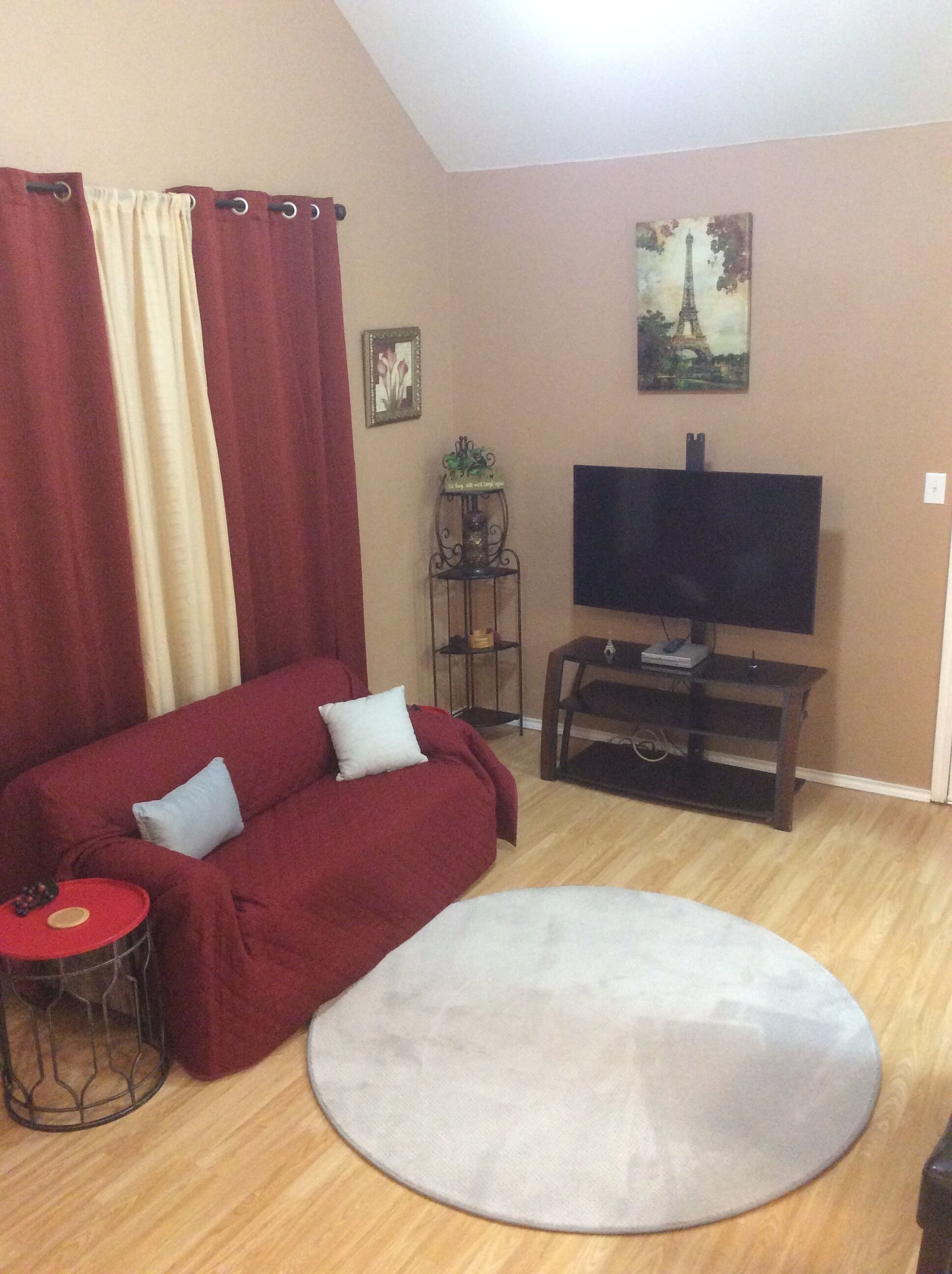 Casa de Paris (Your Special Holiday Getaway) &  BMT Special $170 a night. 