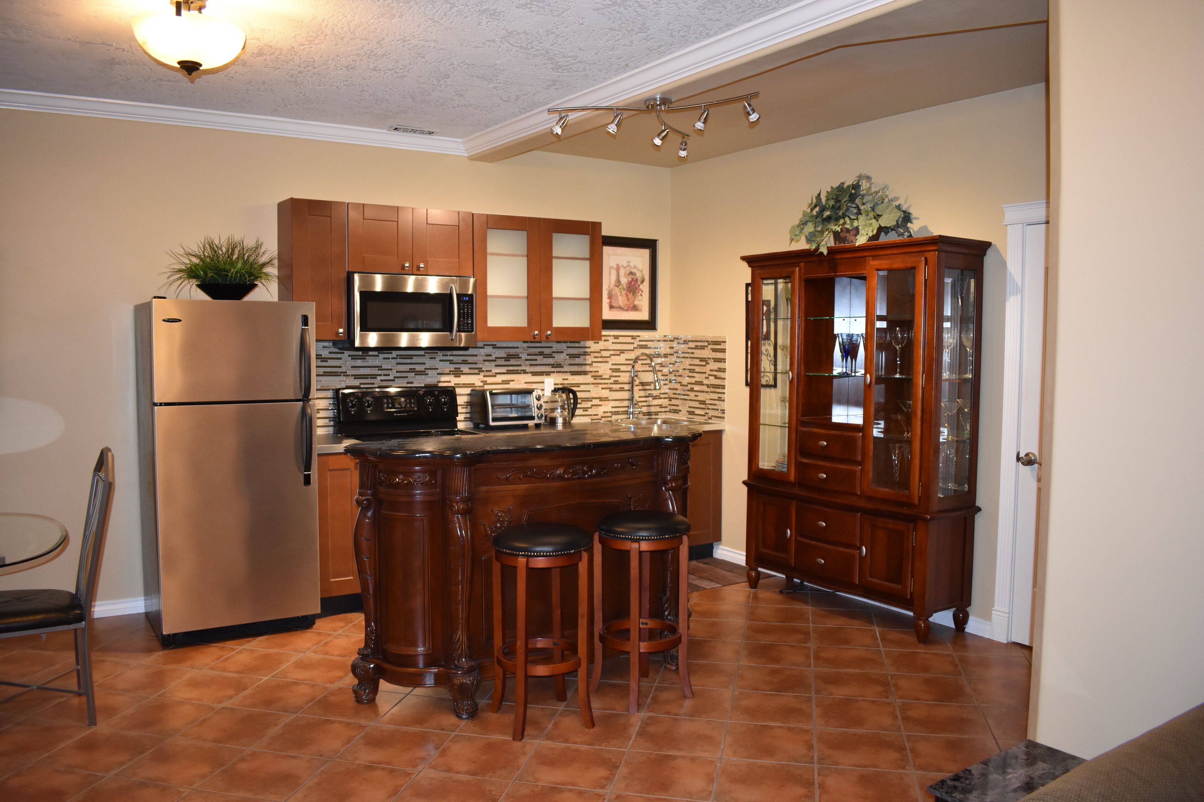 Beautiful Oceanfront Suite in Victoria, BC, Canada