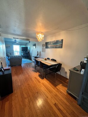 Interior - Quiet Beautiful Beach Condo steps to beach, We are the best deal! (Port Hueneme)