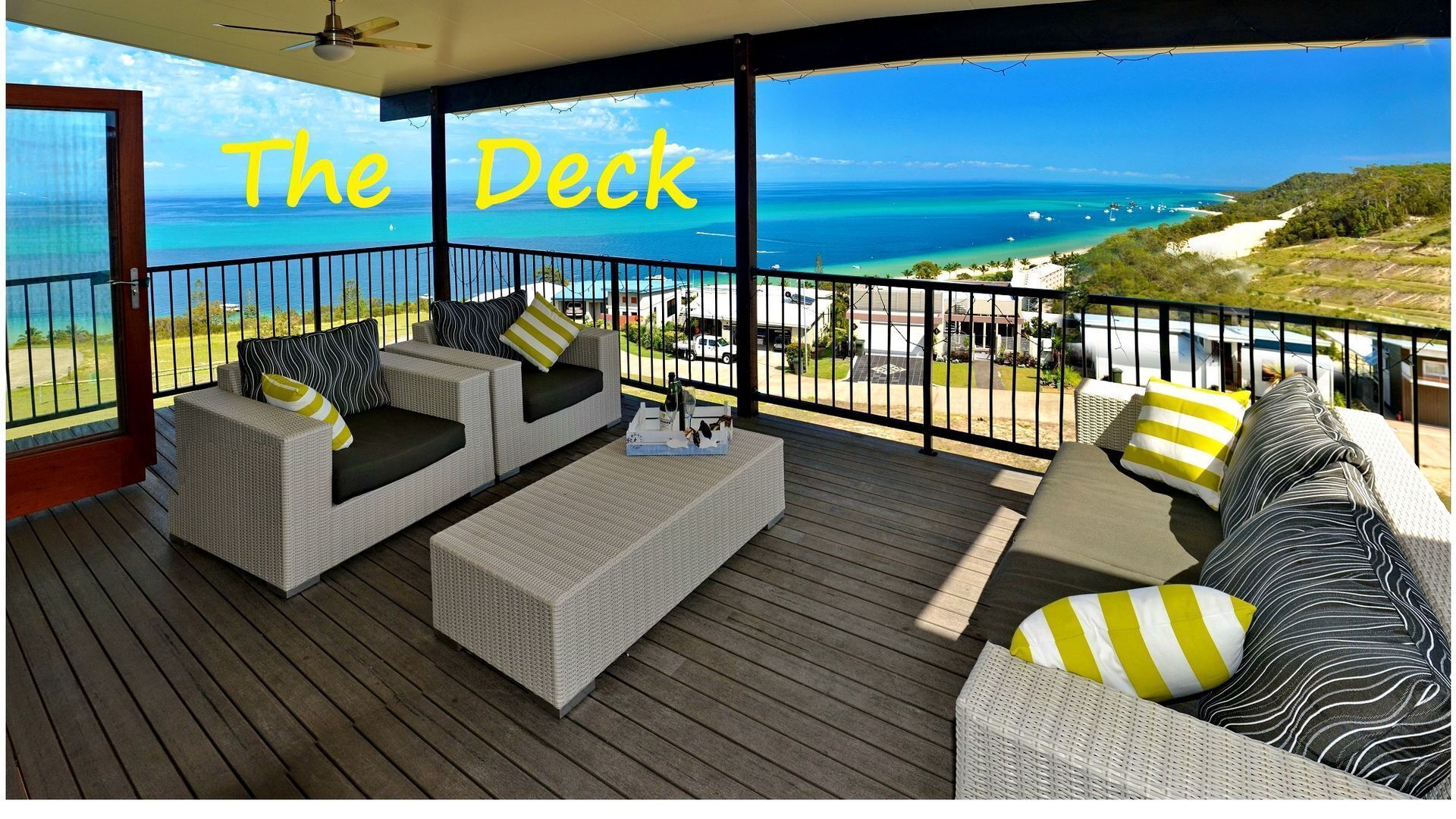 GRAND VIEW Stunning hilltop views. Plunge POOL. 4 bedrooms 6 adults/9 guests max — image 11