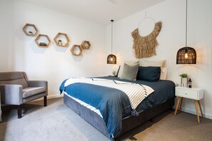 4 多间卧室、加厚床垫、熨斗/熨衣板、免费 WiFi