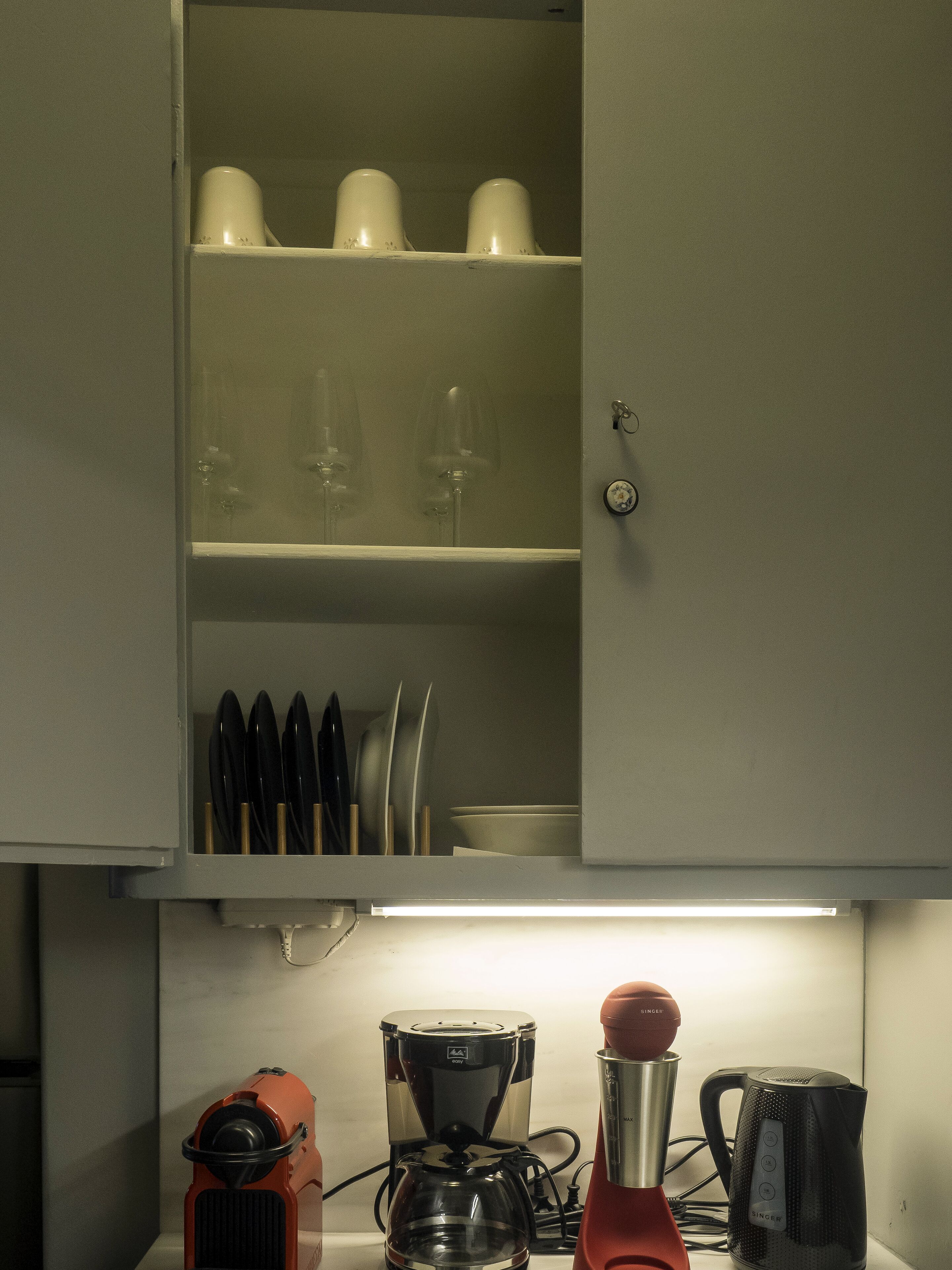 Business & Pleasure in Athens Downtown