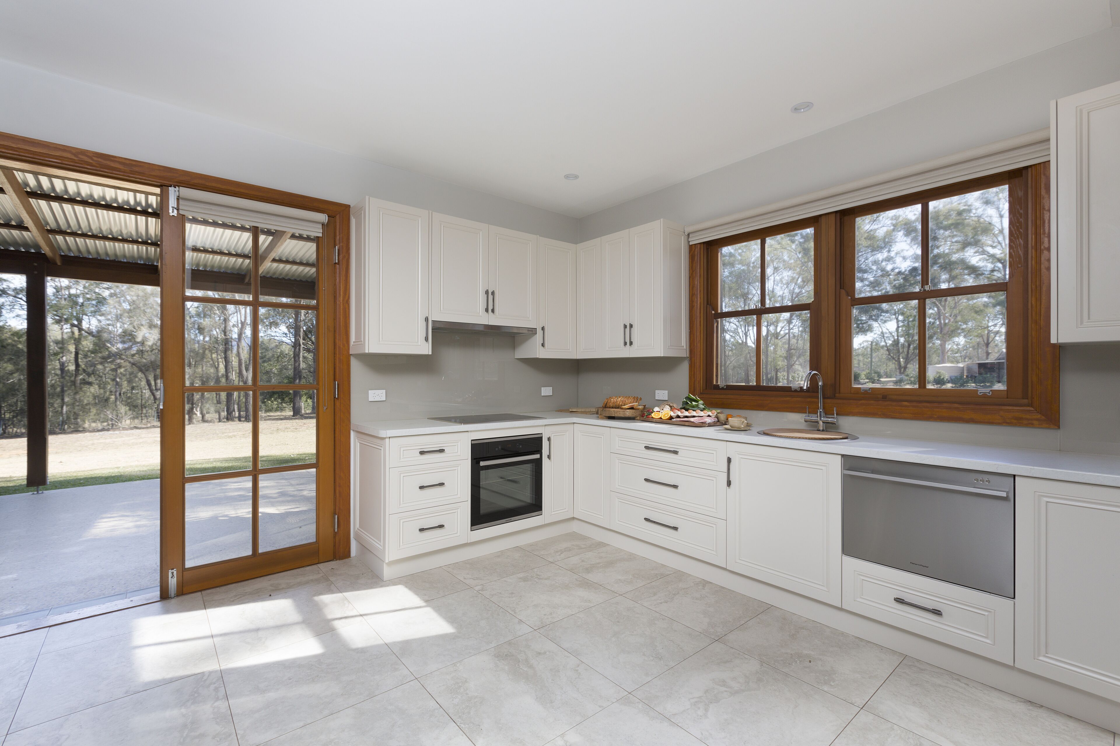 Warraglenn House at Enzo Estate — image 9