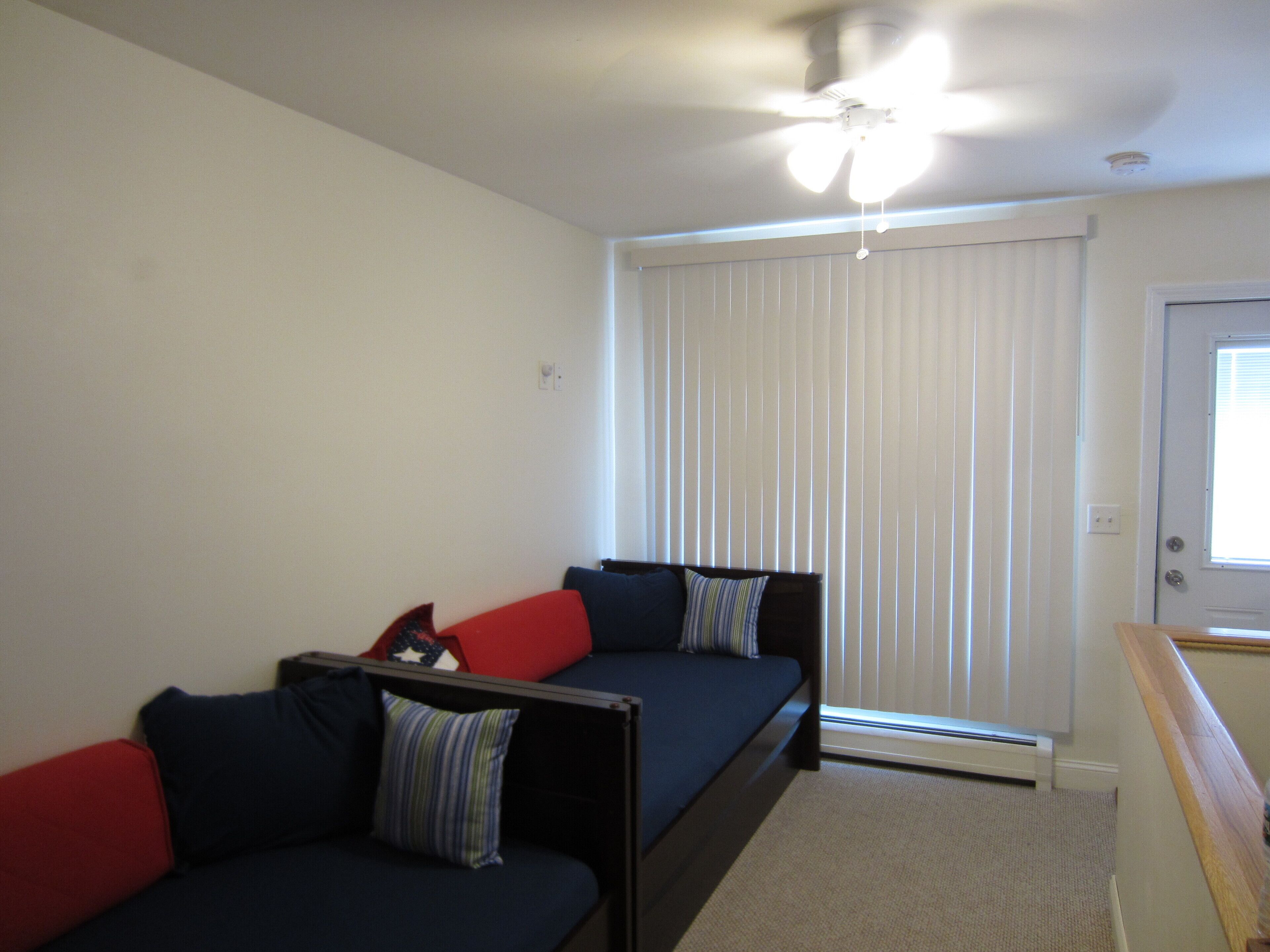 Small Hampton Beach "Get-Away!" apartment available for rent!