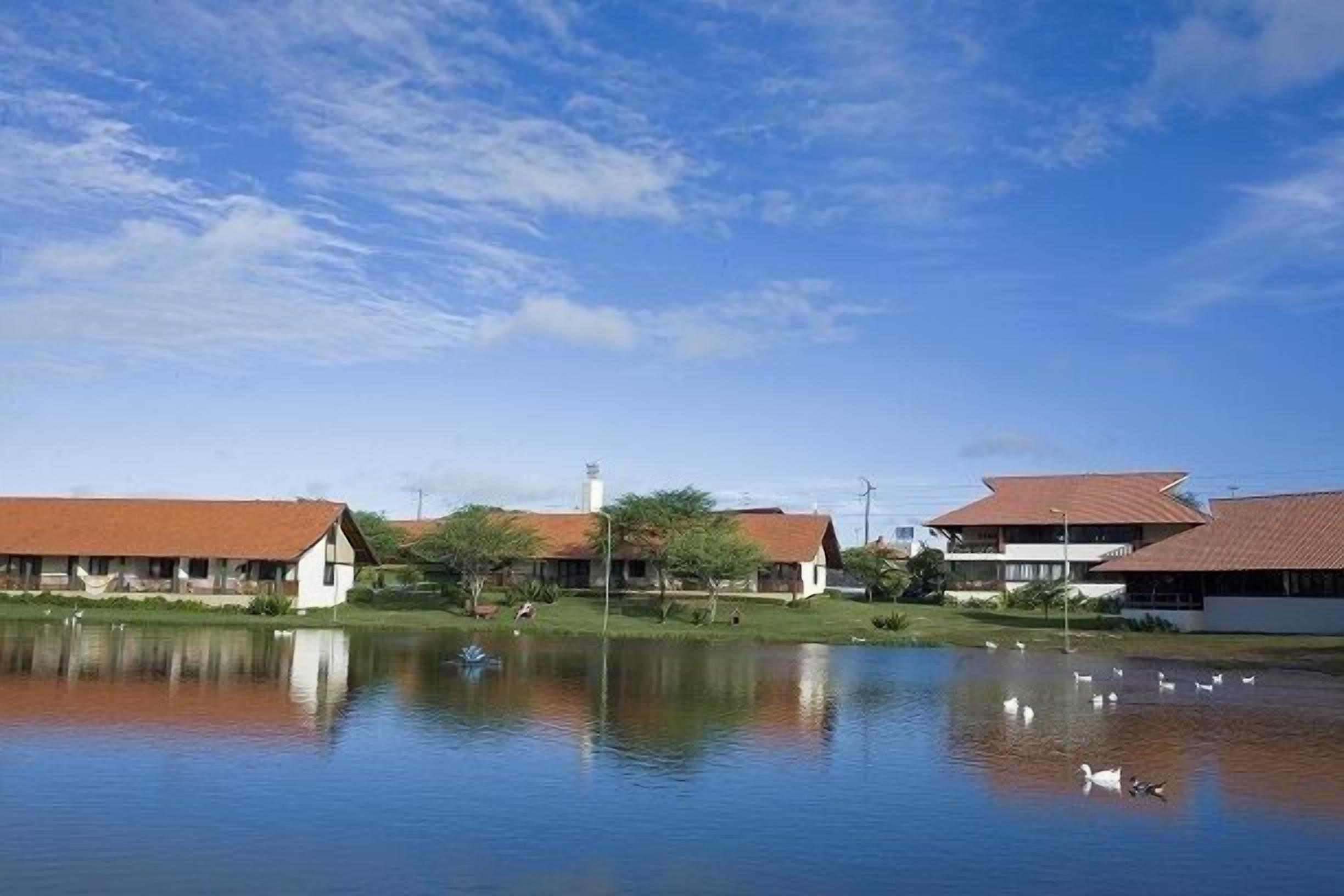 The Best Flat in the field, in the best Condominium in the City (with security SCREENS)