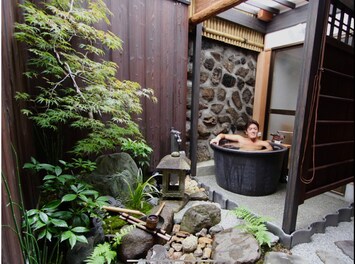 屋外スパ浴槽