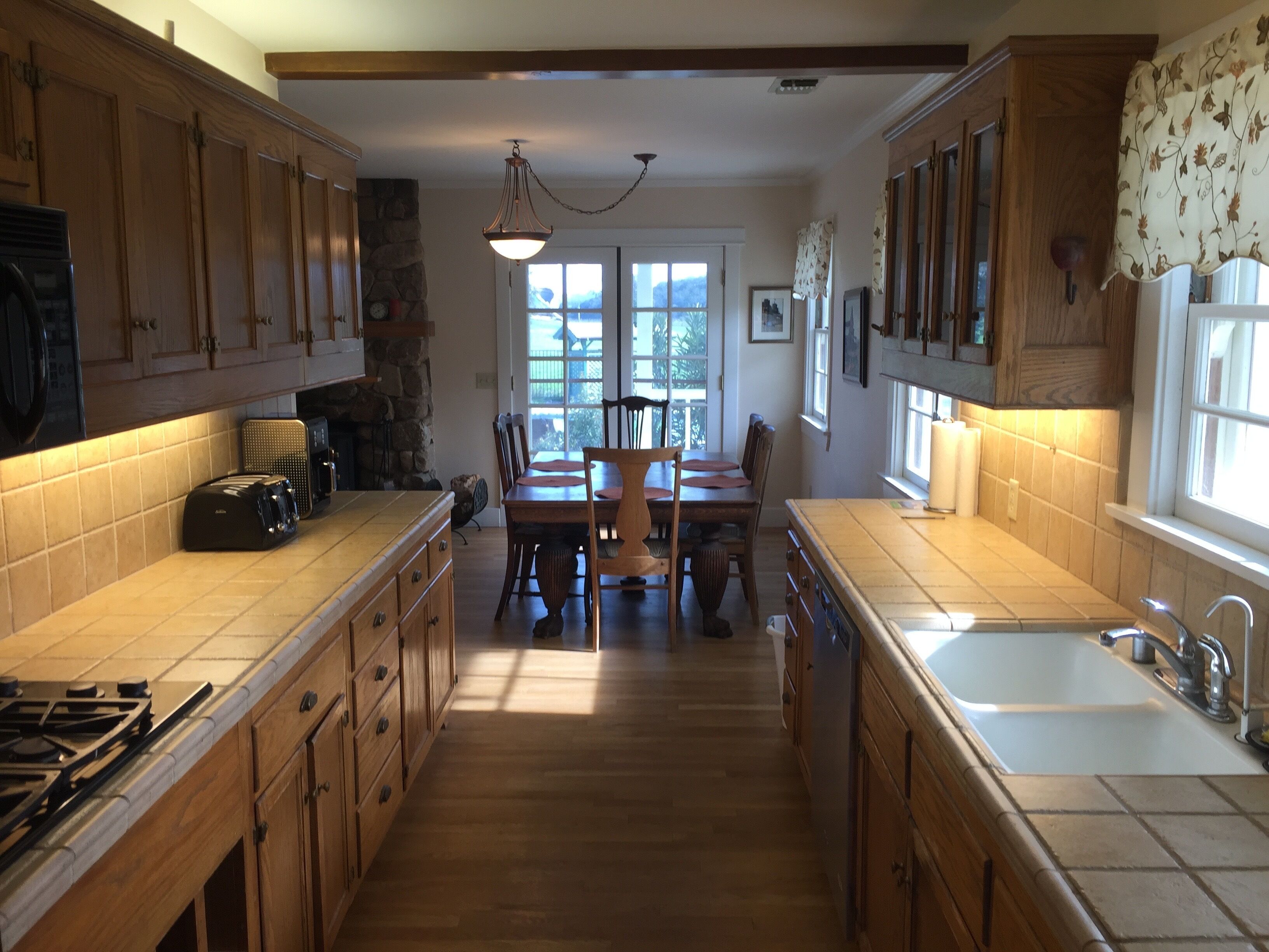 Westside Paso Robles Four Lanterns Winery Farmhouse 