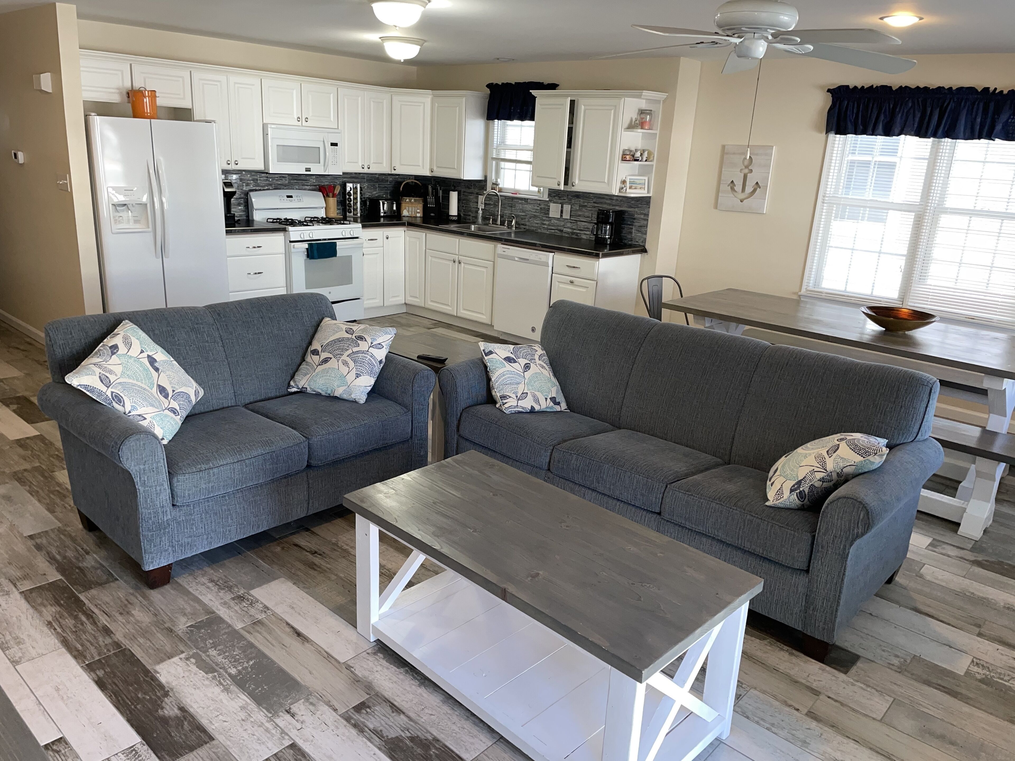 Just Short Block Away from The Beach & Boadwalk