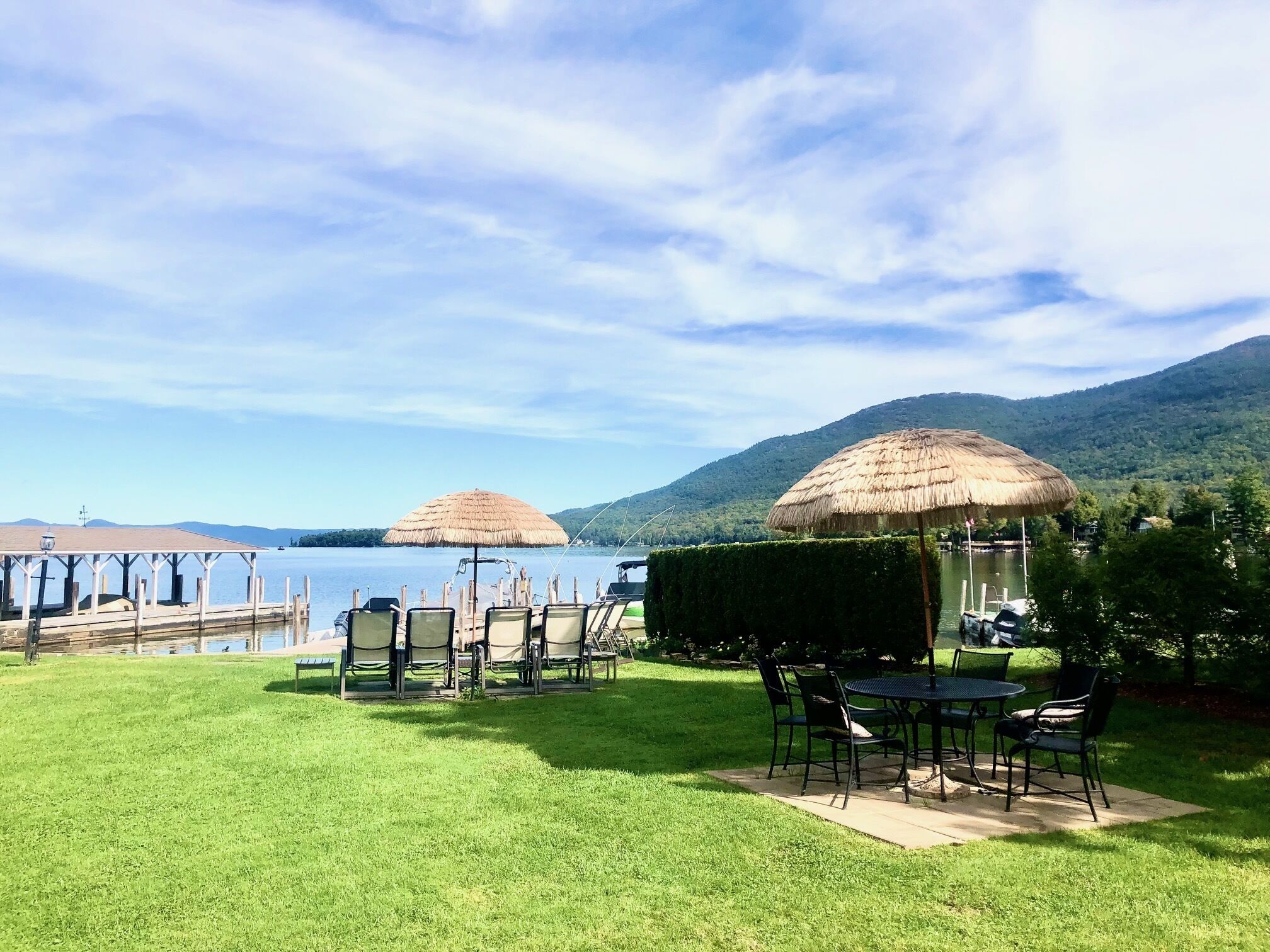 Lake George Sandy Bay Waterfront Cottage Awesome for Families