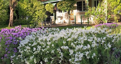 Newly Refurbished Country Cottage - Kangaroo Valley