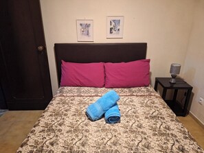 2 bedrooms, iron/ironing board, travel crib, free WiFi