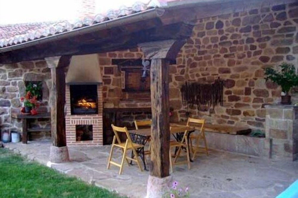 Vielba Rural House for 8 people