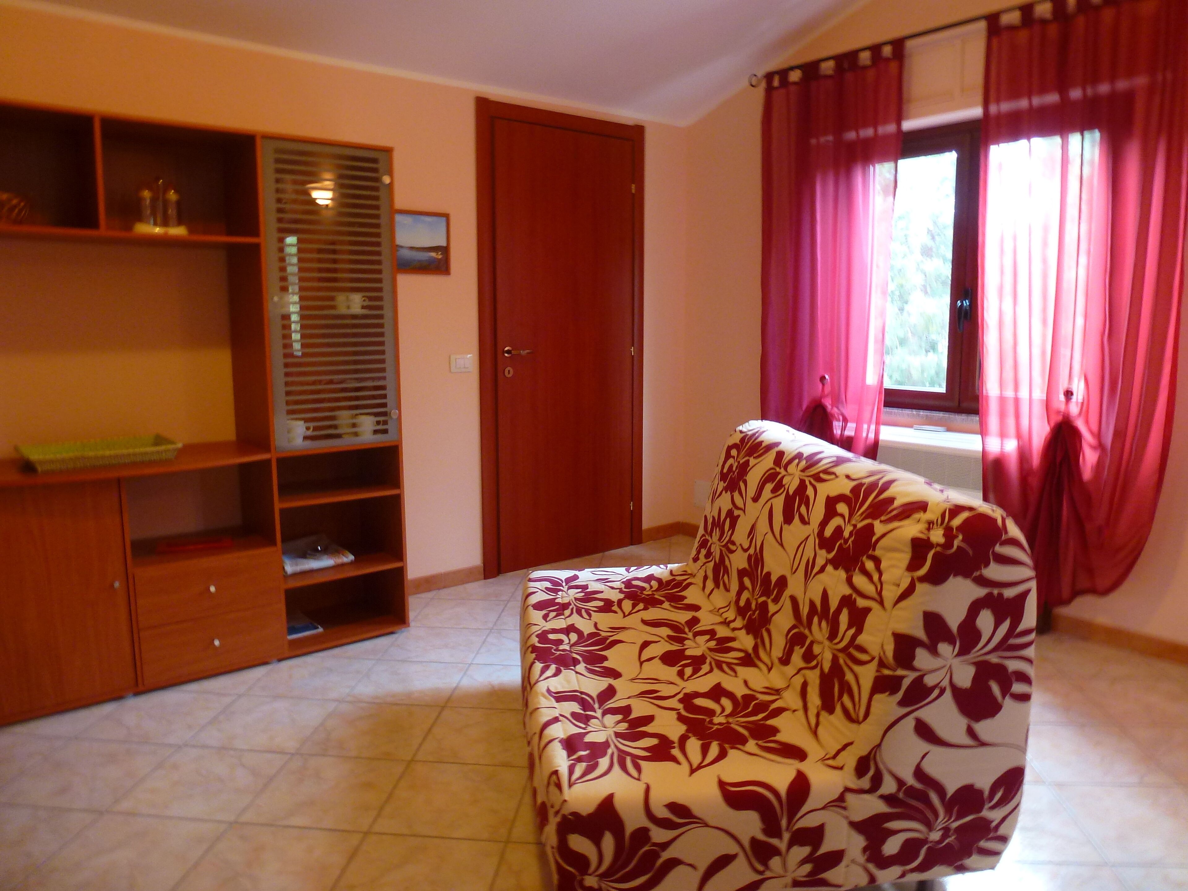 Villa house with garden for 4 people