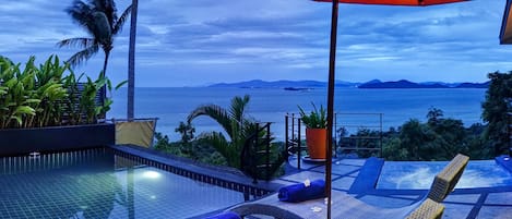 Outdoor pool, pool loungers