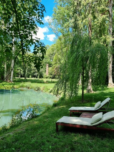 The Rose Suite at Château de Bonneau