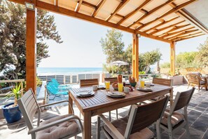 Outdoor dining - Villa Perla with Sea View (rhodes)