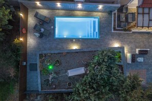 Alberca al aire libre