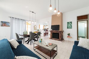 TV, fireplace, DVD player, books - Villa Perla with Sea View (rhodes)