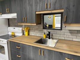 基础公寓 | 私人厨房 | 冰箱、微波炉、茶具/咖啡用具、电热水壶