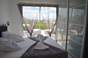 2 Schlafzimmer, Zimmersafe, Bügeleisen/Bügelbrett, Reisekinderbett