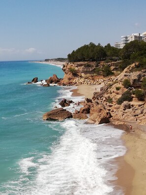 Una playa cerca