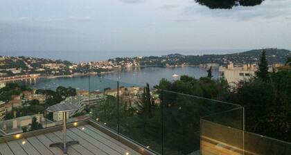 Maison de caractĂšre 3 Chambres 3 SDB Vue Mer,Piscine...Et son Bateau