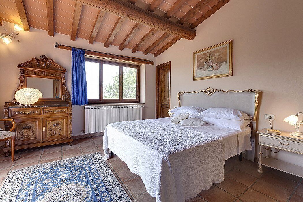 Casa Camomilla A: A pleasant and spacious two-story independent house surrounded by meadows and by green hills, with Free WI-FI.