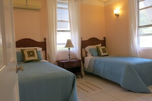 2 Schlafzimmer, Bügeleisen/Bügelbrett, kostenloses WLAN, Bettwäsche