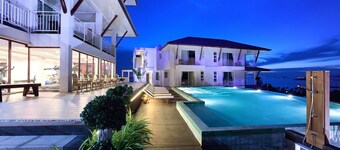 Modern Large Studio Apartment , Sea views &  balcony, Pool, Gym near Big Budda 