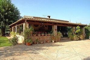 Property grounds - Holiday Villa with Private Pool (Pollença)