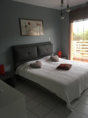 4 Schlafzimmer, Bügeleisen/Bügelbrett, WLAN, Bettwäsche