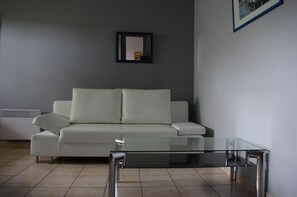 Smart-TV, Kamin, Stereoanlage