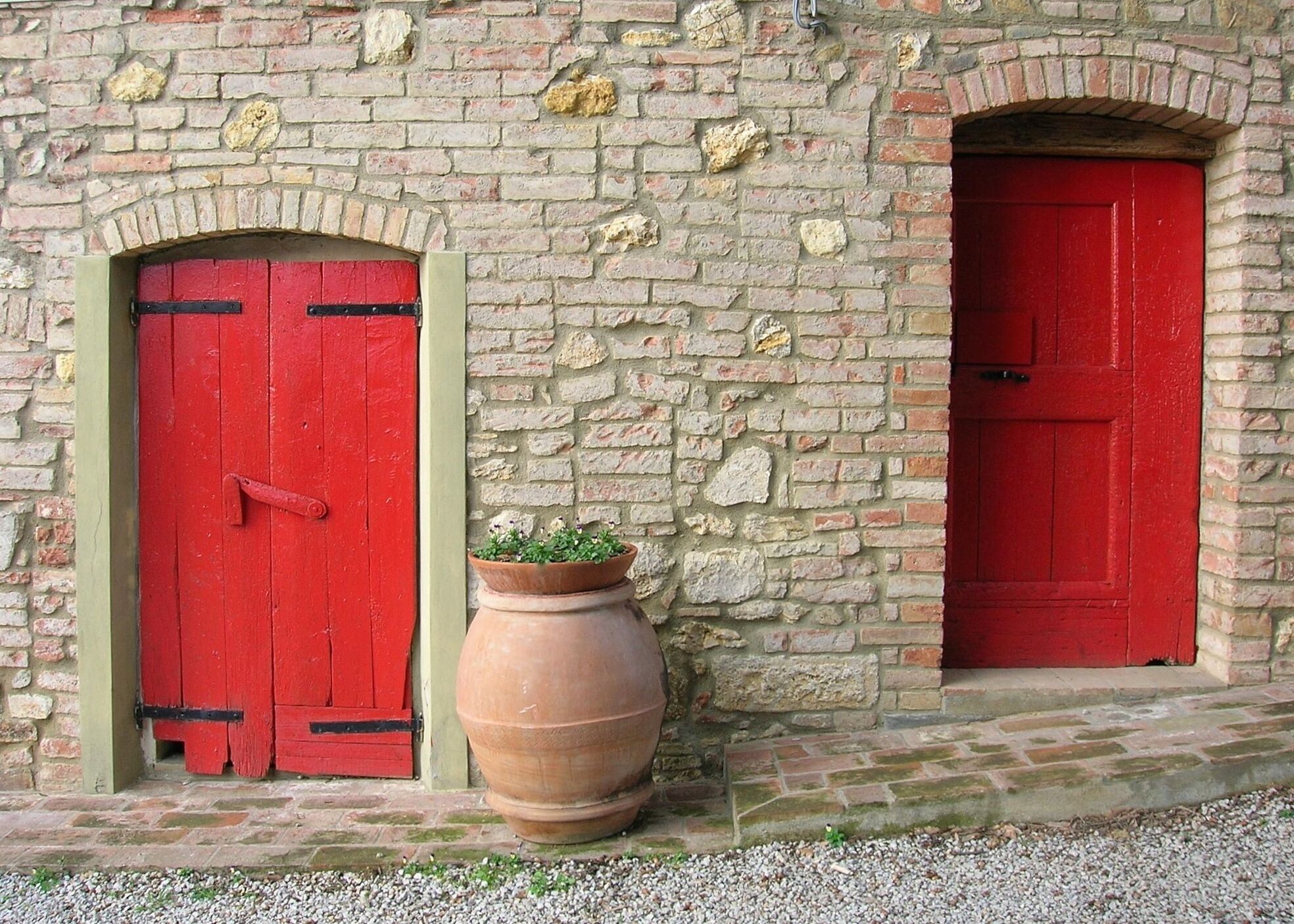 Le Capanne: organic farm tucked away in the Tuscan hills-apt. Andreina