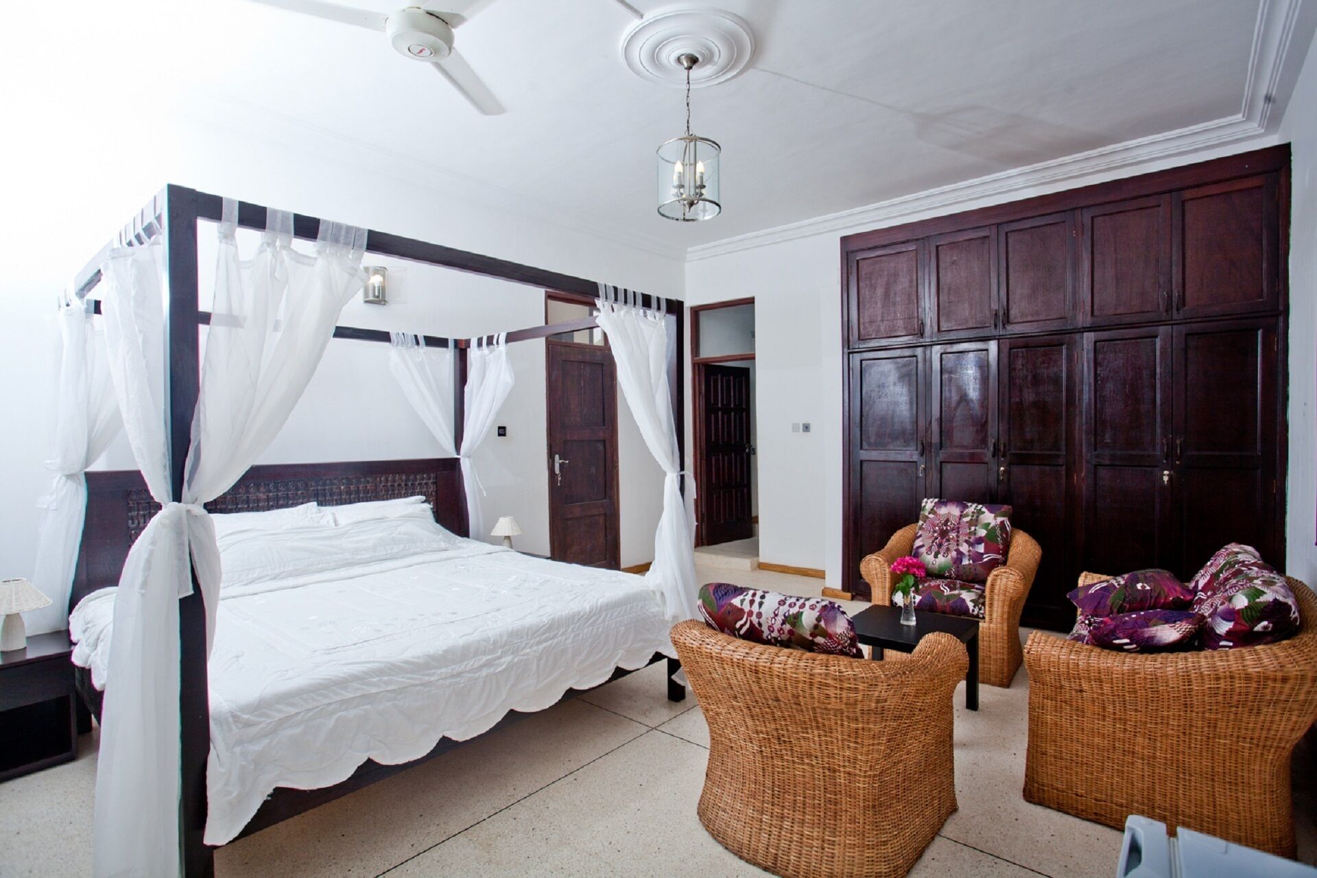 7 bedrooms, iron/ironing board, travel crib, WiFi