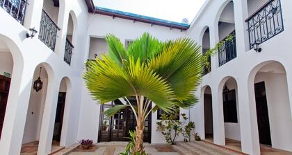 Villa Teranga Boutique villa Ghana with gardens and swimming pool
